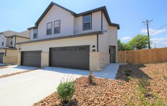 3 beds, 2.5 baths, $1,695