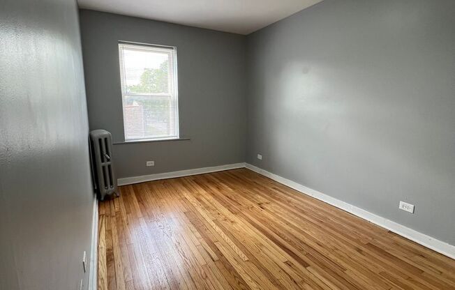 1 bed, 1 bath, 420 sqft, $1,250