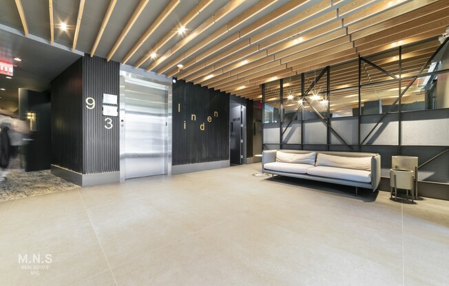 2 beds, 1 bath, $2,724, Unit J4