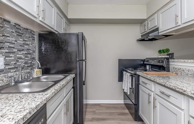 1 bed, 1 bath, 725 sqft, $949