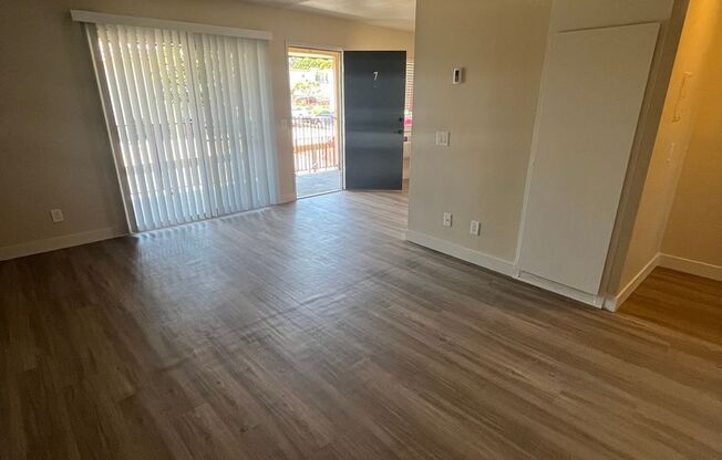 1 bed, 1 bath, 820 sqft, $1,995