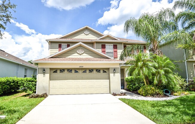 Amazing 4 Bed 2.5 Bath Home For Rent in Orlando, FL!