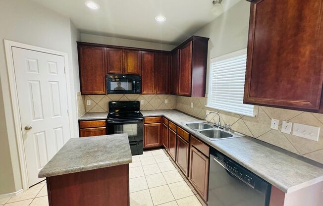 3 beds, 2 baths, $2,195