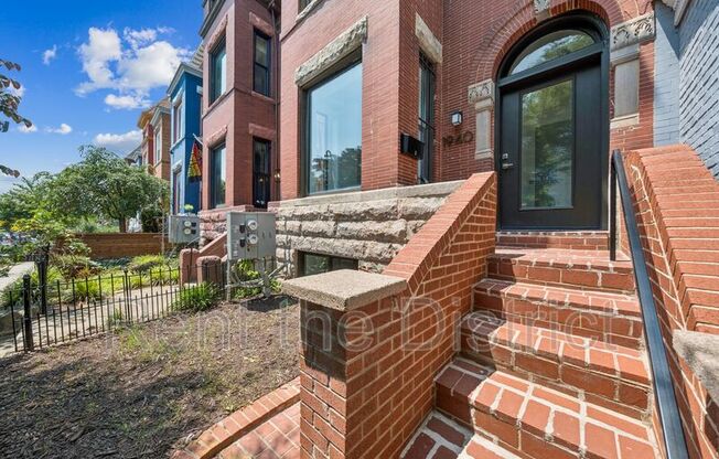 1940 1 ST NW