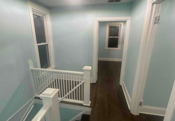 913 W 86 ST