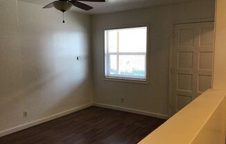 1 bed, 1 bath, 575 sqft, $725, Unit 2