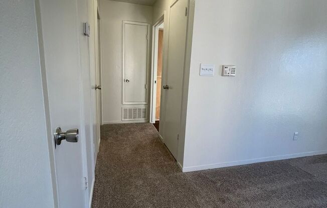 1 bed, 1 bath, 850 sqft, $1,445, Unit 1690-134