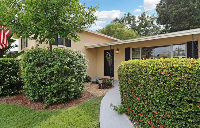 4517 S HESPERIDES ST