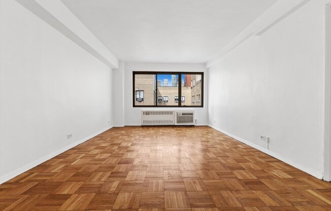 1 bed, 1 bath, 401 sqft, $3,150, Unit 11J
