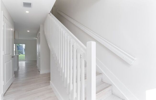 2754 2791 NW 191 TERRACE