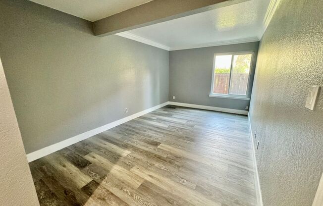 Cozy 2 Bedroom 1 Bath Available 09/01/2025