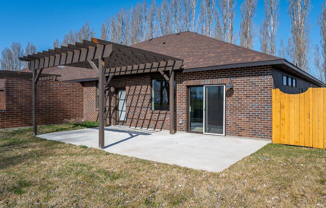 Condo for rent on the Country Club Golf Course