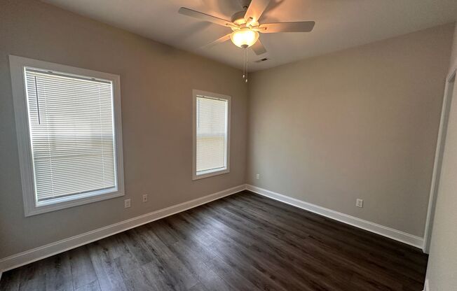 2 beds, 1 bath, $1,600