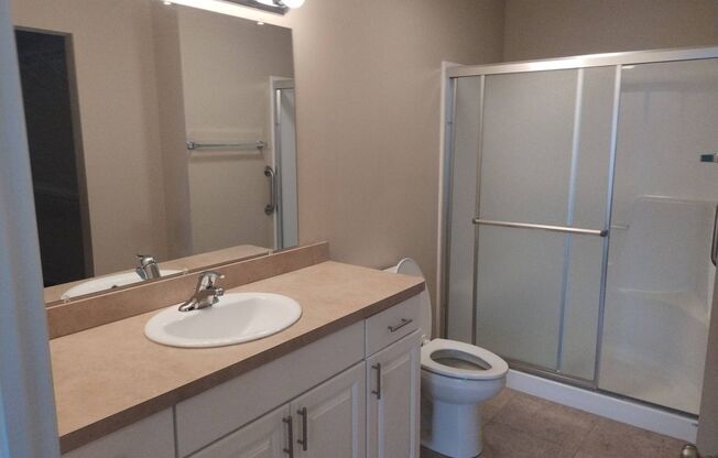 2 beds, 2 baths, $1,599