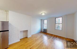 43 E 1 ST