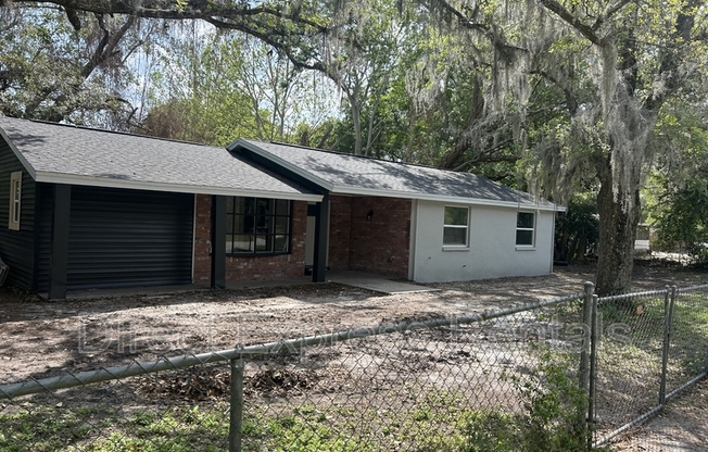 1517 SINCLAIR HLS RD