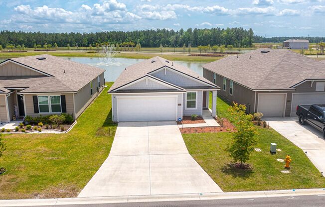 Almost new 3 bed 2 bath home