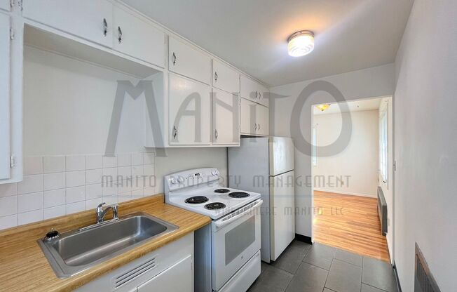 1 bed, 1 bath, 650 sqft, $950, Unit 5