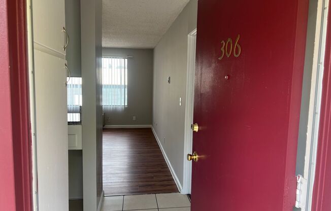 Woodbridge Village Apartments - 1900 N. MARIANNA AVE.