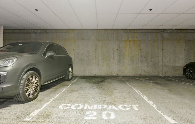 1 bed, 1 bath, 702 sqft, $3,000, Unit 324