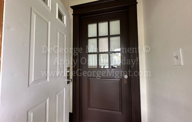 Spacious 3 Bedroom Townhome for Rent in Rochester NY!