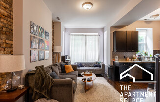 1740 W Huron St, Chicago IL 1R