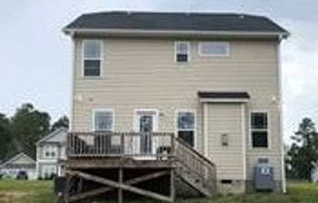 4 beds, 2 baths, $1,900