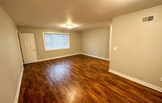 2 beds, 1 bath, $950