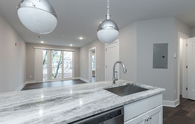 1 bed, 1 bath, 750 sqft, $1,400, Unit 205