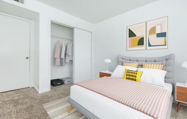 3 beds, 2.5 baths, 1,100 sqft, $1,650, Unit 2206