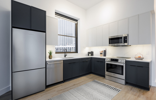 1 bed, 1 bath, $6,100, Unit 25E