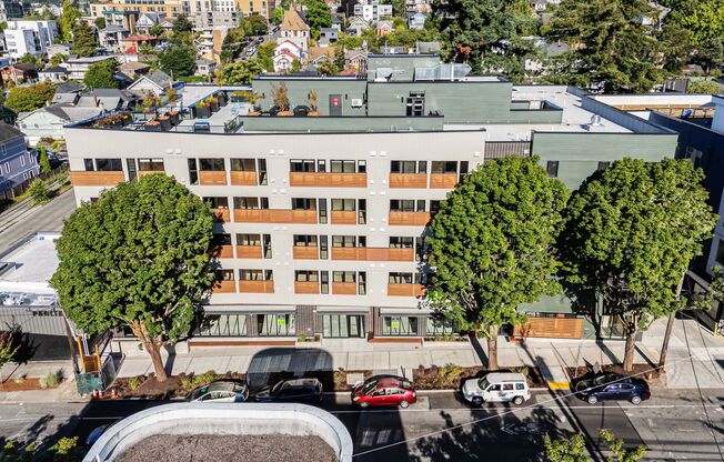 Welcome to Reed! Brand new, modern studios where Fremont meets Wallingford!