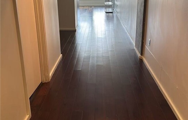 1 bed, 1 bath, 920 sqft, $2,900, Unit 709