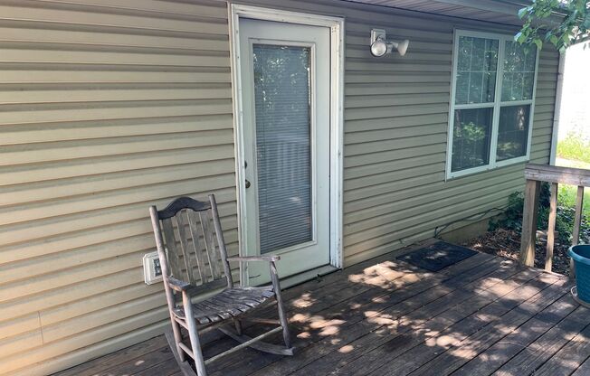 3 beds, 2 baths, $1,450