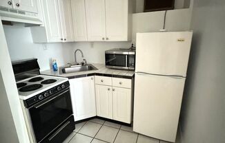 Studio, 1 bath, $999, Unit Unit 2