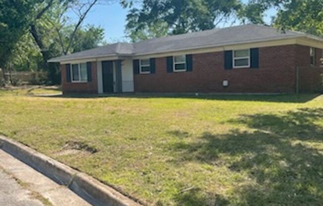 Clean, Move in Ready 4 Bedroom Home