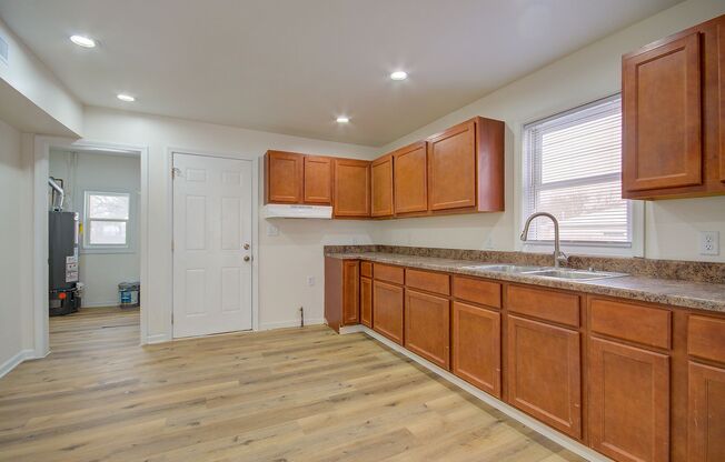 2 bd 1 ba home Crest Hill