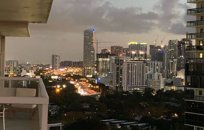 2 beds, 2 baths, $4,300, Unit unit 20H