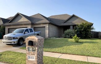 **Move in Special** Half off one months rent!! Welcome to this beautiful 4-bedroom, 2-bathroom home located in the desirable area of Edmond, OK.