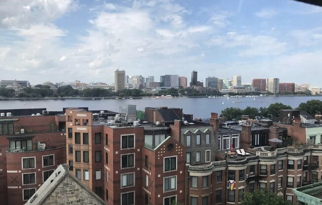 1 bed, 1 bath, 675 sqft, $3,950, Unit 82