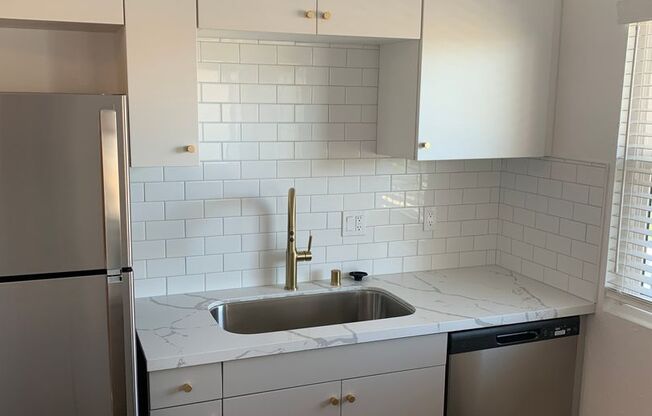 1 bed, 1 bath, 650 sqft, $2,150, Unit 10