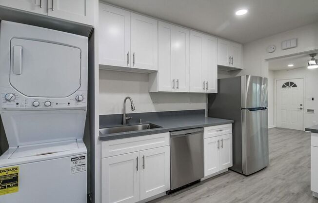 2 beds, 1 bath, $2,395, Unit 2854