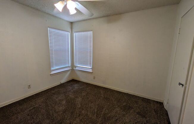 3 beds, 1 bath, $1,350