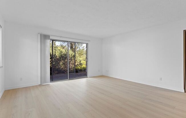 2 beds, 1 bath, 900 sqft, $1,600, Unit TC 57