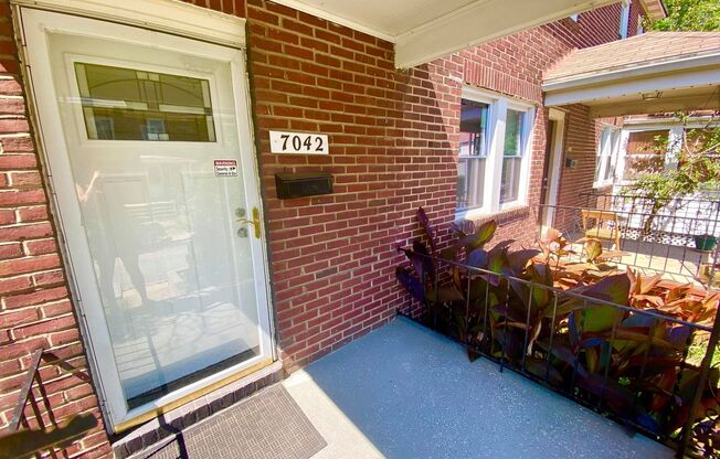 Charming 2bed/2ba Dundalk Townhome!