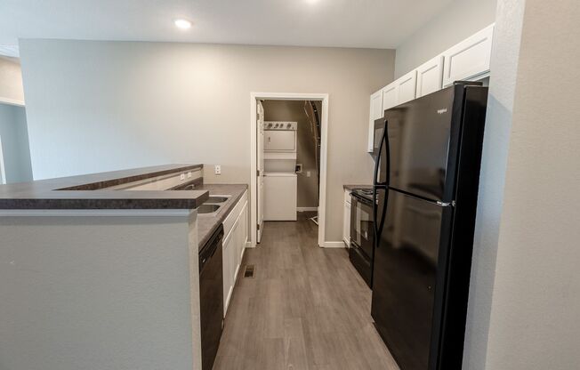 2 beds, 2 baths, 1,052 sqft, $1,195, Unit 3501-315