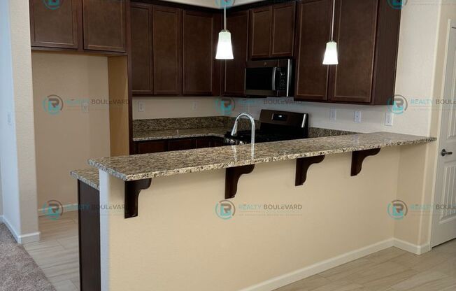 Modern Comfort and Convenience: Stylish 2-Bedroom 2.5 Bathroom 2 Car Garage Condo in Carson City