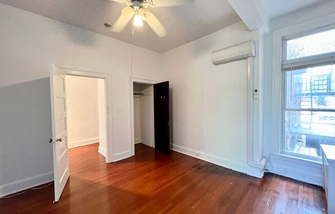 2 beds, 1 bath, 1,200 sqft, $1,750, Unit 3041 N Calvert St A1