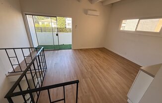 1544 S BEVERLY GLN BLVD