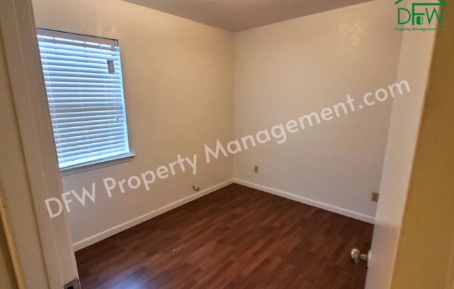 2 beds, 1.5 baths, $1,450, Unit B3